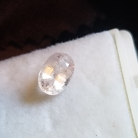 Natural unheated 1.45ct pale pastel pink sapphire from Madagascar - Picture 13 of 16